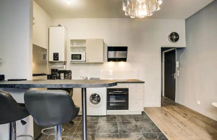 Le Modernisme - Tours Apartment Exterior foto